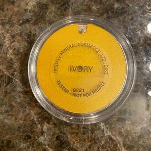 Jane Iredale Pressed Powder in Ivory